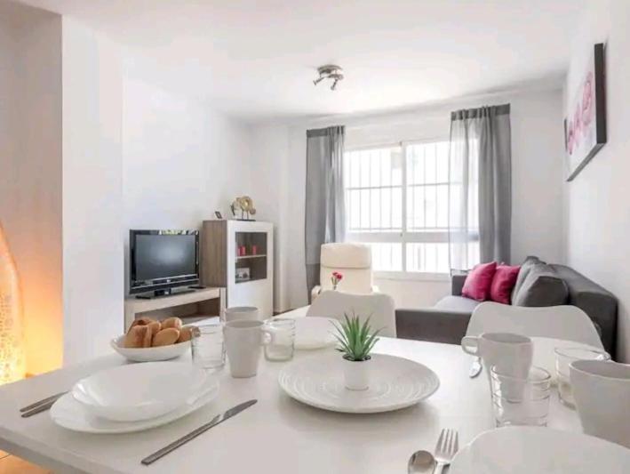 Apartamento Con Patio Y Piscina Cerca De Sevilla La Algaba Zewnętrze zdjęcie