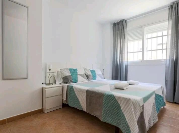 Apartamento Con Patio Y Piscina Cerca De Sevilla La Algaba Zewnętrze zdjęcie